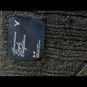 American Eagle sweater